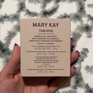 Mary Kay TimeWise Primer Set in Pale Pink